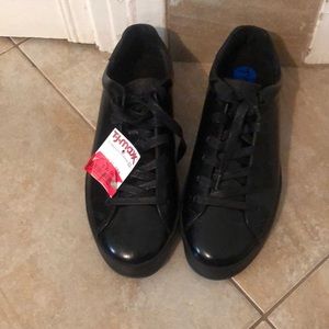 NWT black shoes size 7 1/2